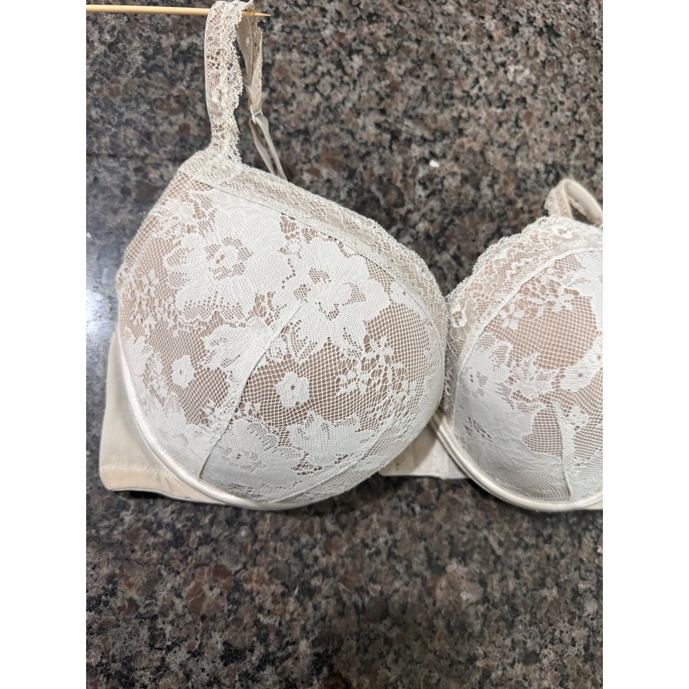 Cacique Floral Lace Underwire Padded Bra Cream 42DD Full Coverage Support